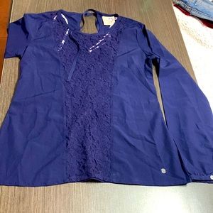 Long sleeve blue Lacey top